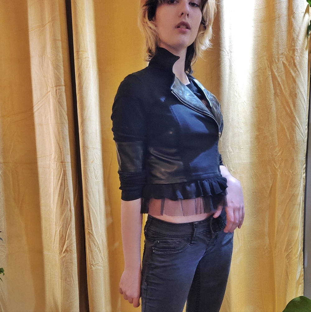 Cropped Jacket, Faux Leather, Ruffle, Moto Look Med